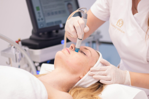 Przygotuj się na Sylwestra! TOP 5 zabiegów bankietowych