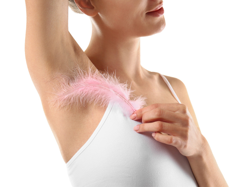 Zastanawiasz się, kiedy możesz zacząć usuwać owłosienie? Sprawdź, w jakim wieku można wykonywać depilację laserową i inne zabiegi.