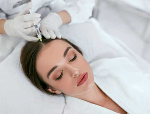 Karboksyterapia i mezoterapia igłowa to skuteczne zabiegi na włosy. Umów się już dziś na konsultację w naszej Klinice w Warszawie! Zapraszamy na zabiegi w naszych klinikach w Katowicach, Łodzi i Krakowie.