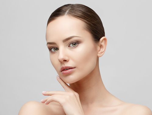 Interesuje Cię drenaż limfatyczny twarzy, szyi i dekoltu? Sprawdź, na czym polega zabieg i umów się na konsultację wstępną!