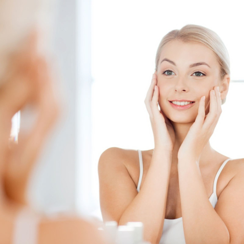 W Klinice Miracki wykorzystujemy innowacyjne rodzaje nici wchłanialnych - Aptos Nano, Aptos Excellence oraz Aptos Light Lift. Zapraszamy na zabiegi w naszych klinikach w Warszawie, Łodzi, Katowicach i Krakowie.