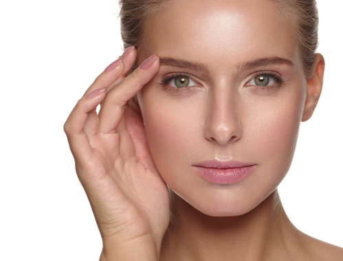 Odmładzanie laserowe z laserem Lavieen - skutecznie i szybko. ✦ Umów się na laser tulowy Lavieen w Klinice Miracki w Warszawie i Katowicach! Zapraszamy na zabiegi też do naszych klinik w Krakowie i Łodzi.