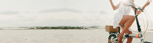 Depilacja laserowa bikini, pach czy nóg szybko, skutecznie i bezboleśnie! Wypróbuj depilację laserem Thunder w Klinice Miracki Warszawa, Kraków, Łódź, Katowice. Dowiedz się więcej!