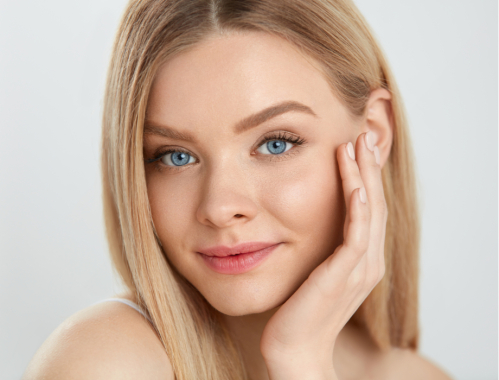 Polecamy zabiegi, które pomogą uporać się z trądzikiem pospolitym spowodowanym długotrwałym noszeniem maseczki ochronnej. ▹ Klinika Miracki Warszawa, Katowice, Kraków, Łódź.