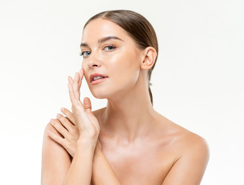 Masz potrzebę kompleksowego odmłodzenia skóry? ✹ Sprawdź, jakie zabiegi na twarz po 40. proponują specjaliści z Kliniki Miracki w Warszawie, Łodzi, Krakowie i Katowicach.