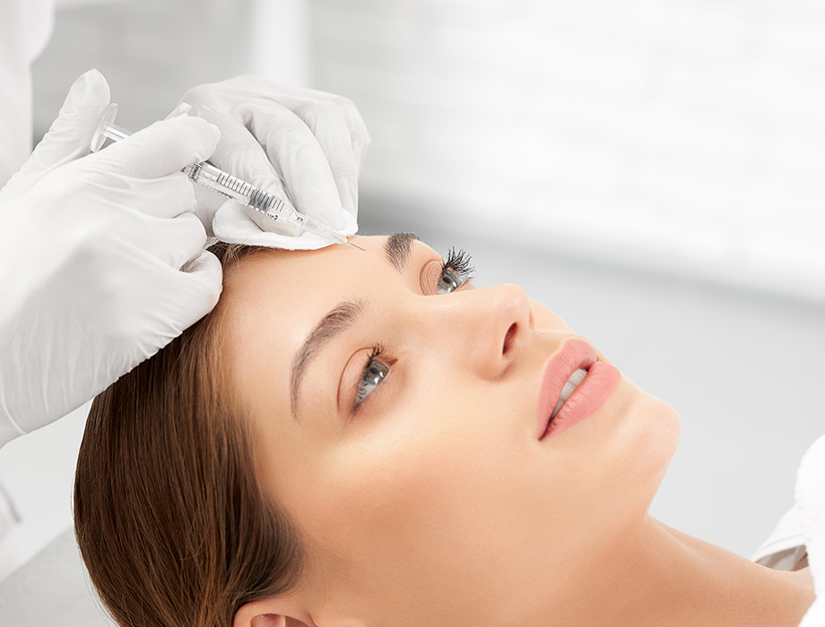 Zapraszamy na zabiegi w naszych klinikach w Warszawie, Katowicach, Łodzi i Krakowie.