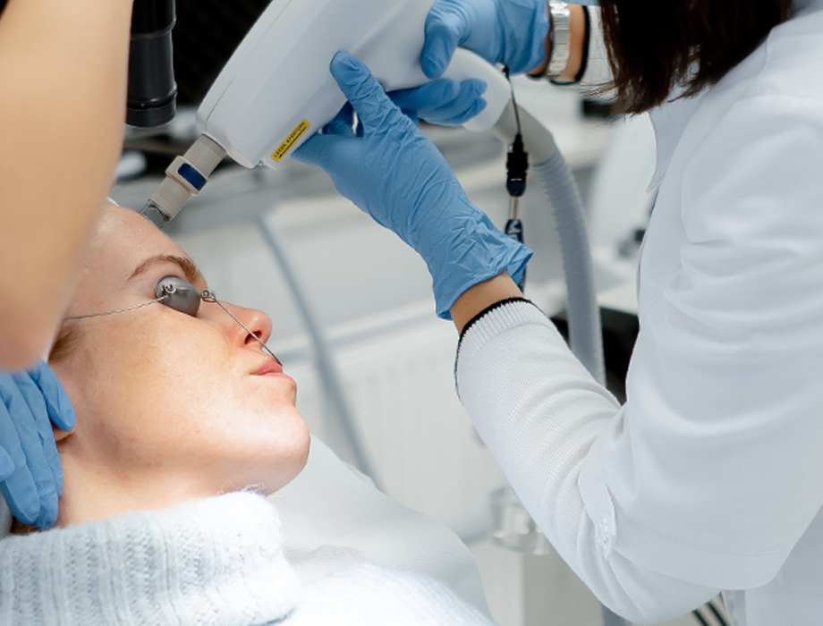 Ile kosztuje zabieg laserem frakcyjnym w Łodzi?