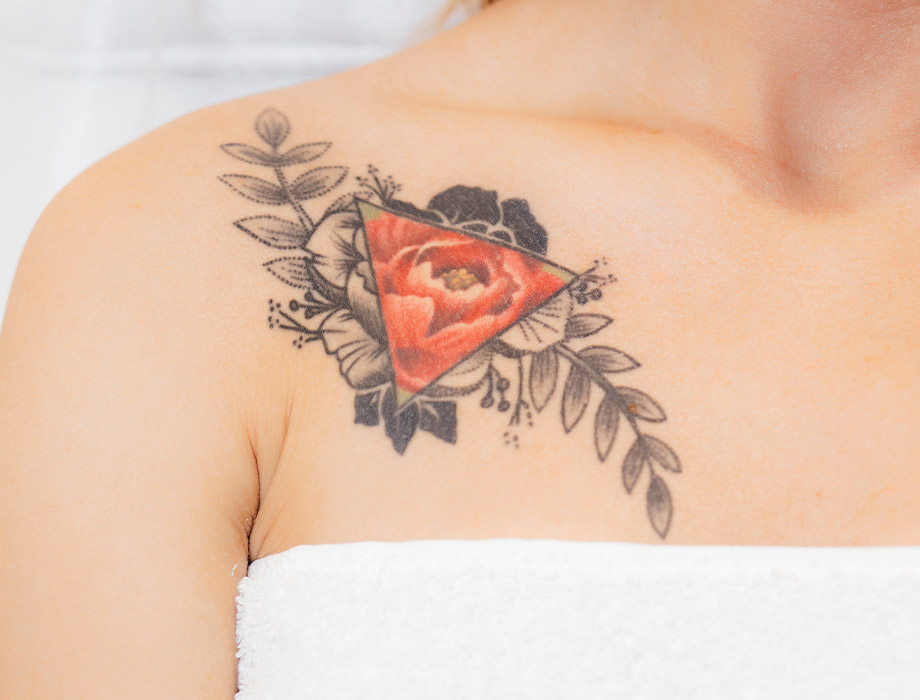 Kluczem do skutecznego laserowego usuwania tatuażu jest doświadczony specjalista i dobrej klasy urządzenie. ✹ Przekonaj się o tym w Klinice Miracki. Zapraszamy do naszych klinik w Katowicach, Warszawie, Łodzi i Krakowie.