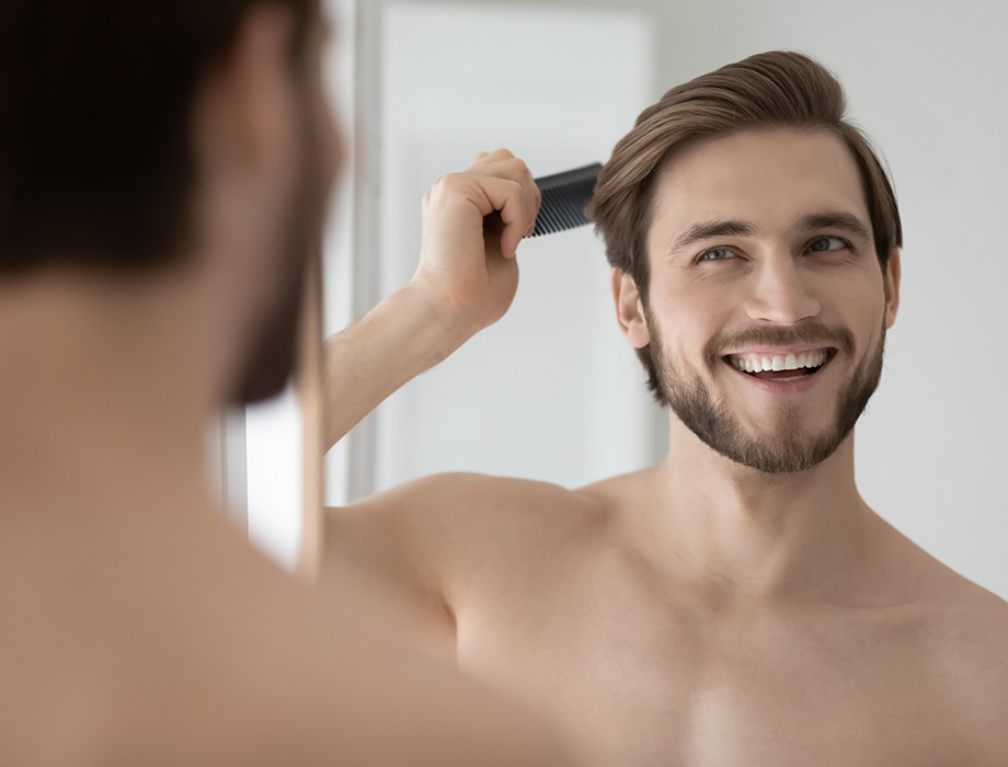 Czujesz się młodo i chcesz tak wyglądać? ✹ Umów się na zabiegi medycyny estetycznej dla mężczyzn po 50. w warszawskiej Klinice Miracki. Zapraszamy na zabiegi w naszej klinice w Warszawie, Katowicach, Krakowie i Łodzi.