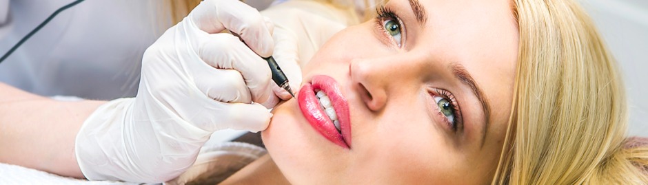 Dzięki odpowiedniej pielęgnacji, makijaż permanentny na długo zachowa idealny stan. Poznaj opinie specjalistów z Kliniki Miracki! Odwiedź klinikę. Zapraszamy na zabiegi w naszych klinikach w Warszawie, Łodzi, Katowicach i Krakowie.