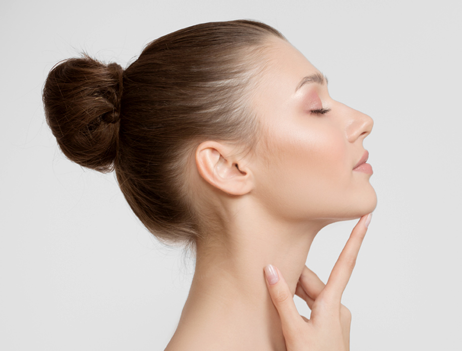 HIFU to jeden z najpopularniejszych zabiegów. Jakie efekty da HIFU na podbródek? ☆ Odpowiada Klinika Miracki Warszawa, Katowice, Kraków, Łódź.