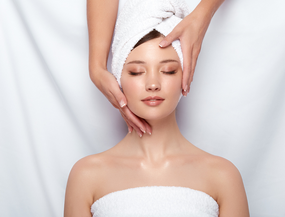 Zapraszamy też na zabiegi w naszych klinikach w Warszawie, Krakowie, Łodzi i Katowicach.