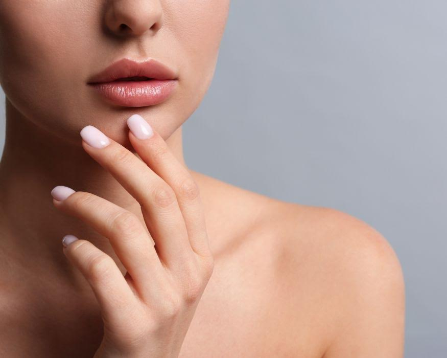 Czy rozpuszczanie ust boli?