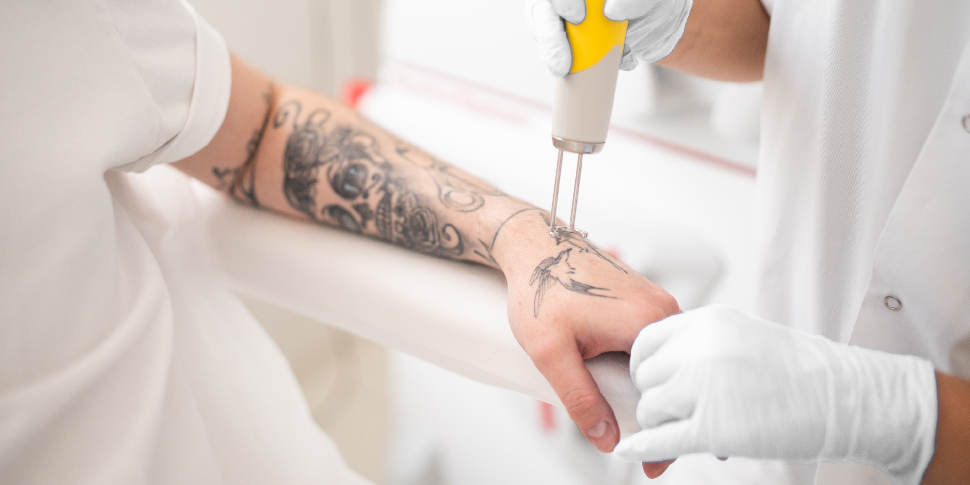 Niechciany tatuaż i makijaż Niechciany tatuaż i makijaż